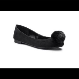 Style Charles by Charles David Dakota Flats NIB‎